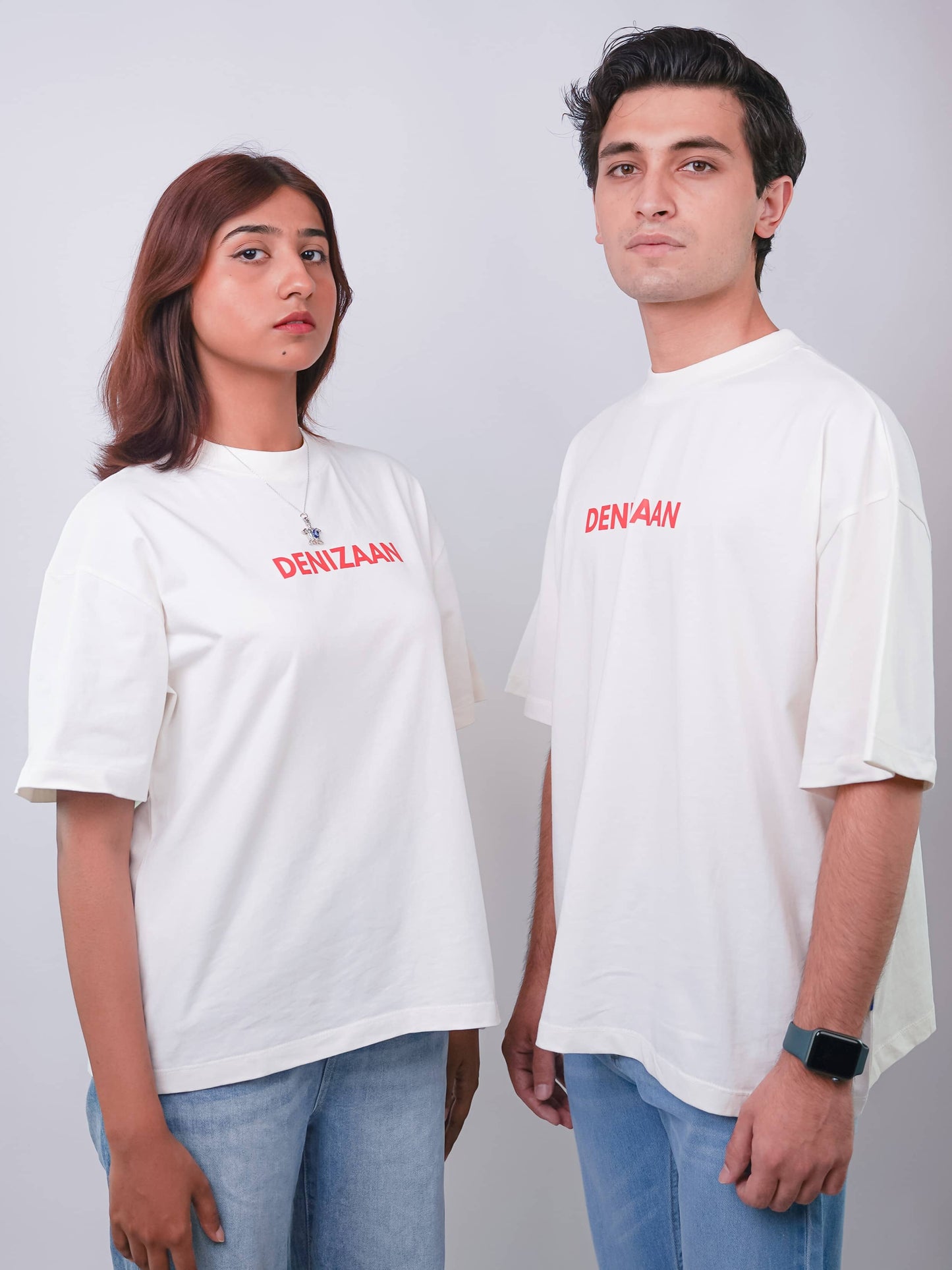 QALEENKAAR | WHITE TEE