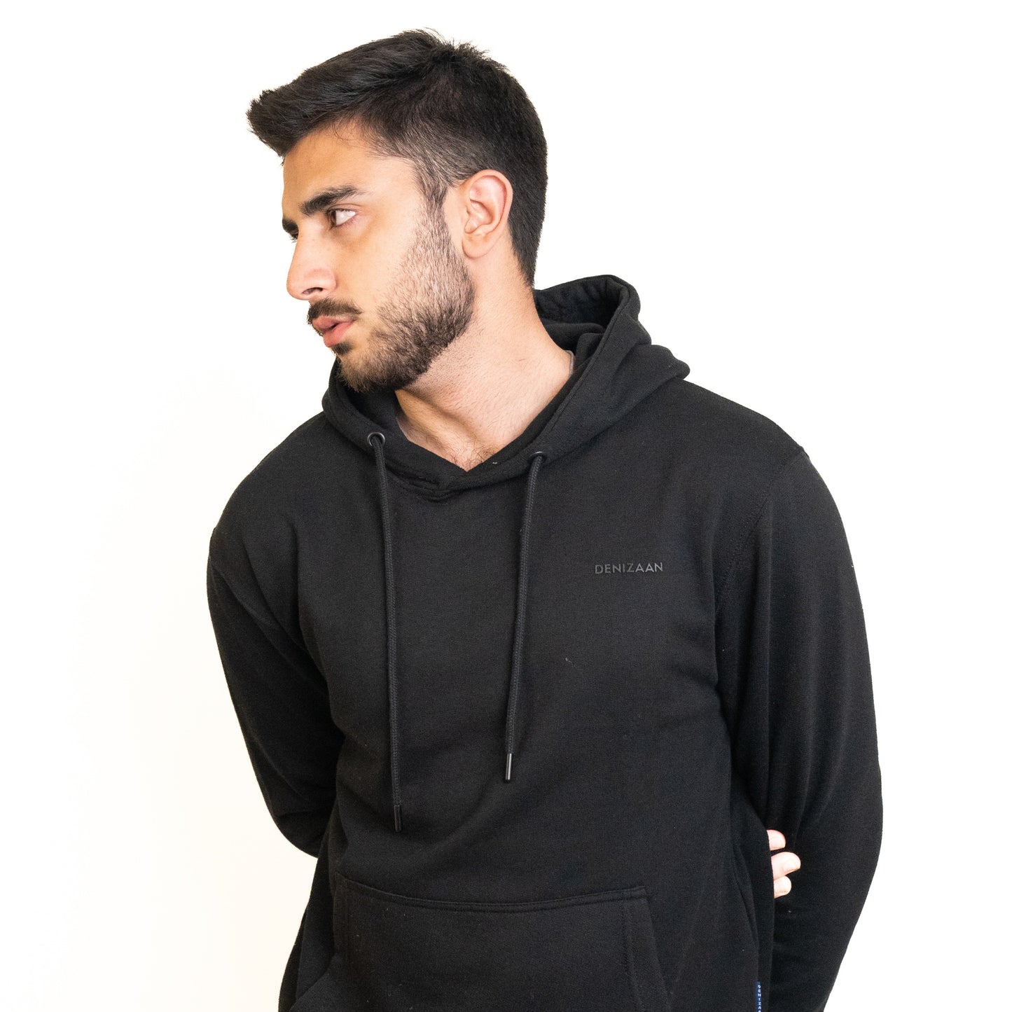 ABSOLUTE BLACK | HOODIE